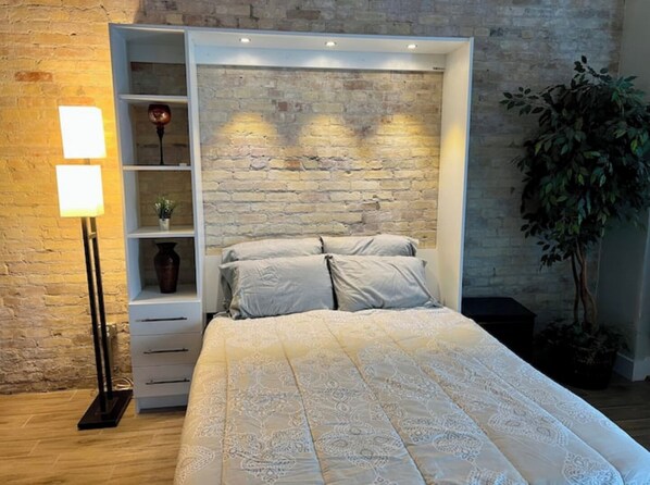 1 bedroom, travel cot, WiFi