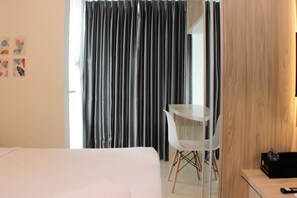 Studio Deluxe
