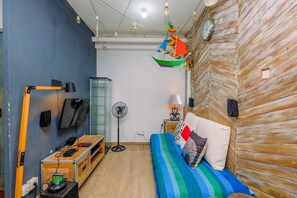 Deluxe Apartment | Living area - Comfort Living 1Br At Pakubuwono Terrace Apartment (Jakarta)