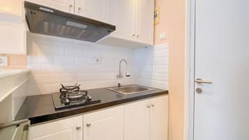 Deluxe-Apartment | Eigene Küche | Kühlschrank, Herdplatte, Reiskocher, Esstisch