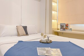 Deluxe Apartment - Cozy And Modern 2Br At Meikarta Apartment (Cikarang)