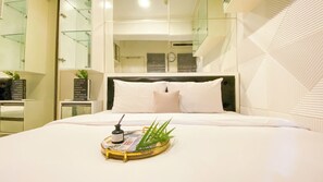 Căn hộ Deluxe | 1 phòng ngủ, bàn 