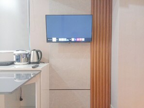 Studio - The Urban Studio (No Kitchen) At Bandaraya - Tallasa City Makassar Apartment (Makassar)