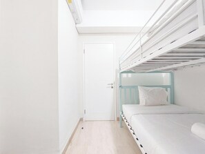 Căn hộ Deluxe | 2 phòng ngủ, bàn