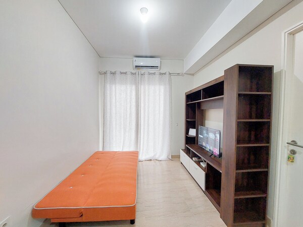 Comfort And Homey 2br At Podomoro City Deli Medan Apartment - North Sumatra