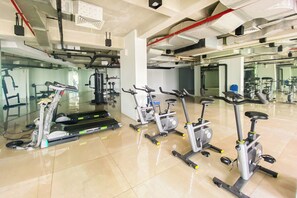 Gym - Good And Cozy 2Br Apartment Patraland Urbano (Bekasi)