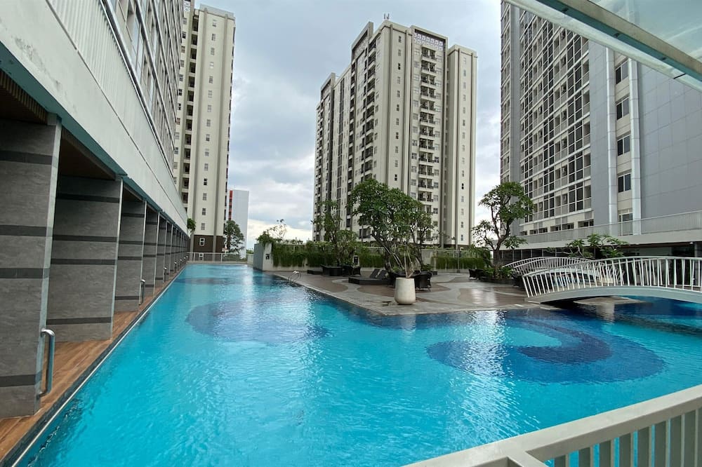 Comfortable And Elegant Studio At Pacific Garden Apartment