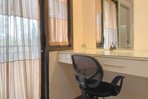 Deluxe Studio | Desk - Cozy Studio At Metropark Condominium Apartment (Cikarang)