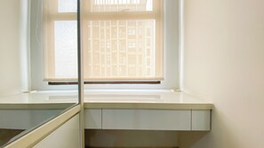 Deluxe Studio - Best Value Studio Room Transpark Cibubur Apartment (Depok)