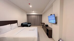 Deluxe Studio - Stylish Studio (No Kitchen) Apartment At Skales Residence Nusa Dua Bali (Nusa Dua)