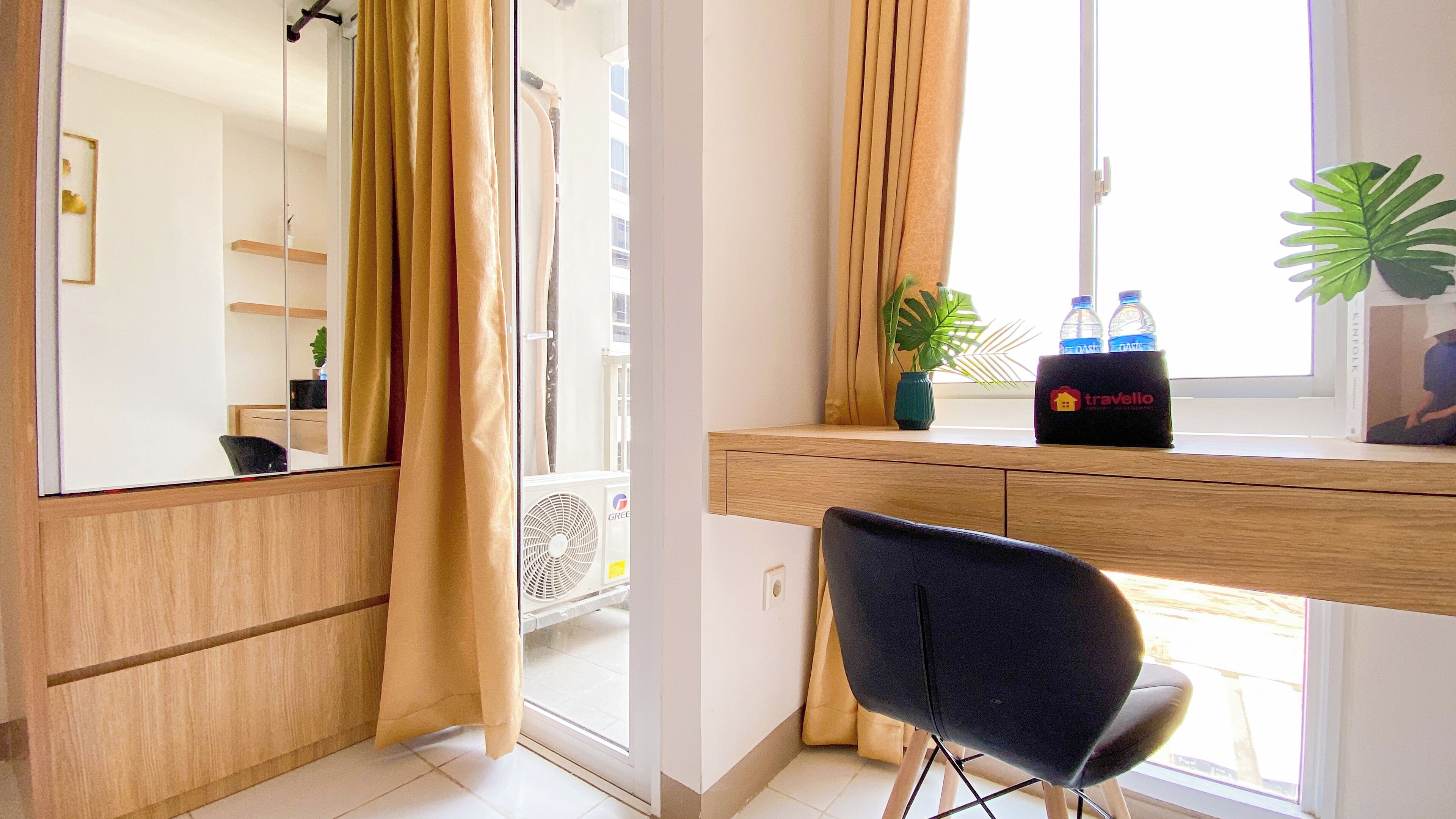 华丽开间 | 办公桌