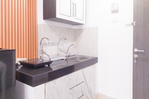 Deluxe Apartment | Private kitchen - Comfy And Best Deal 2Br At Serpong Garden Apartment (Cisauk)