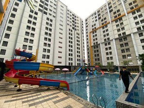 Utomhuspool