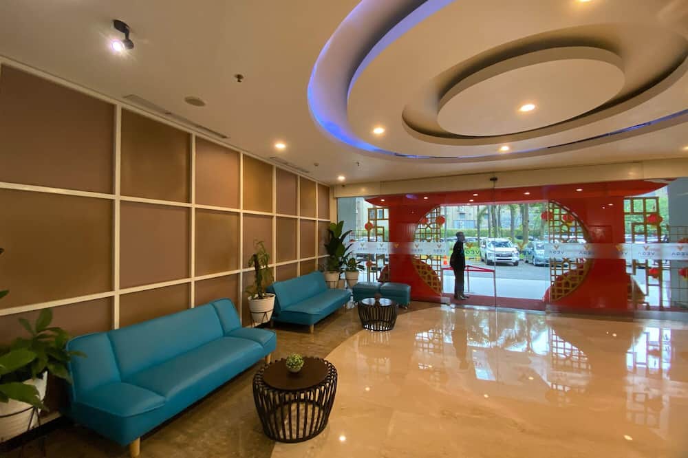 Good Deal And Comfy 1Br Apartment At Paramount Skyline