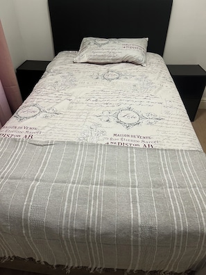 3 chambres, fer et planche Ă repasser, Wi-Fi, literie fournie