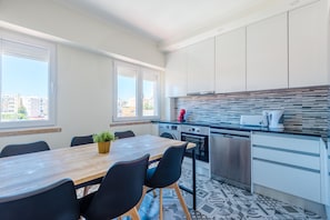 Apartment, Smoking | 3 bedrooms - Bela Vista C in Lisboa (Lisbon)