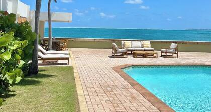 Casita Playa - Oceanfront Luxury Villa in San Juan