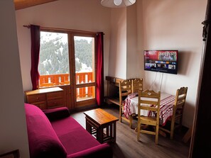 Unclassified image, 3 of 18, button - Apartment Chalet Méribel Mottaret ! Ski 3 minutes' walk (Les Allues)