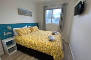 2 bedrooms, iron/ironing board, travel crib, WiFi