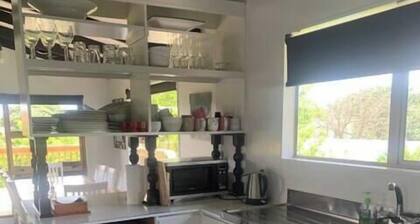 Hosts on the Coast Holidays on Hardy