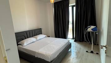 1 bedroom, iron/ironing board, WiFi