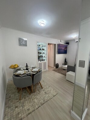 Dining - Amazonas/IBC/PCD/Congonhas Airport/Interlagos Racetrack/Expo Transamerica. (Campo Grande)