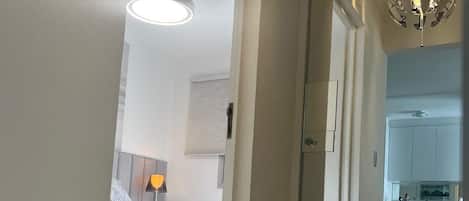 2 soverom, strykejern/-brett, wi-fi (inkludert) og sengetøy