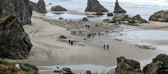 2-bedroom condominium in amazing Bandon with WiFi.