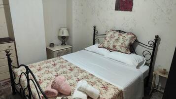 1 Schlafzimmer, Bügeleisen/Bügelbrett, kostenloses WLAN, Bettwäsche