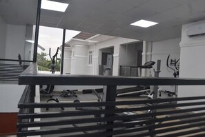Gym - WHTYESCAPE SERVICED APARTMENTS (Abuja)