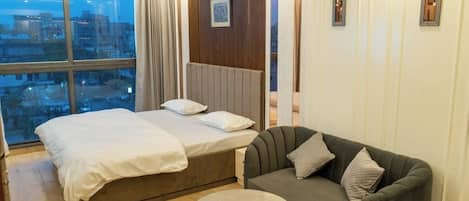 1 bedroom, iron/ironing board, WiFi