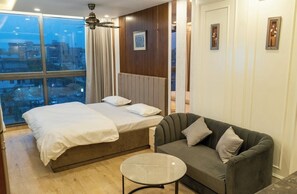 1 bedroom, iron/ironing board, WiFi