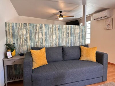 Beautiful studio near Consulado, fully equipped. 