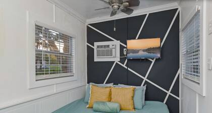Tiny Home on Wheels! Firepit + Close to Disney!