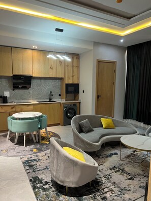 In-room safe, free WiFi - 360 apartments and hotels (Asaba)