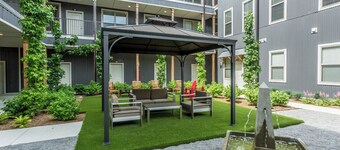 Sleepover: Chic 1BD/1BA + Gym - North Little Rock