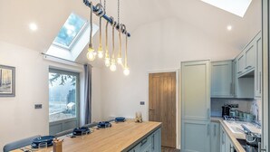 Uklassifisert bilde, 2 av 18, knapp