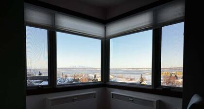 Artsy 1 Bedroom Condo with the Views to the Inlet!