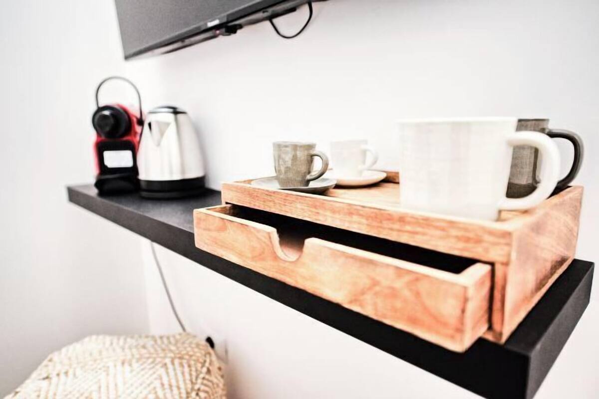 Kaffee und/oder Kaffeemaschine