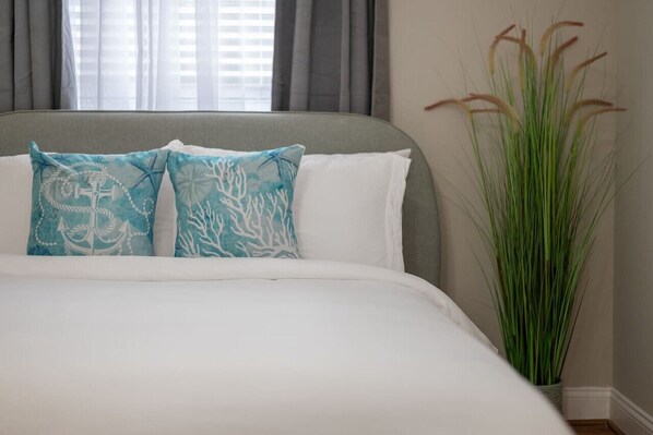 Schreibtisch, WLAN, Bettwäsche