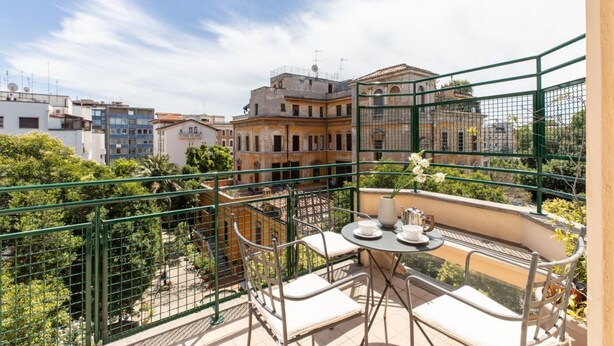 Unclassified image, 1 of 37, button - iFlat | Penthouse Chic near Piazza del Popolo (Rome)