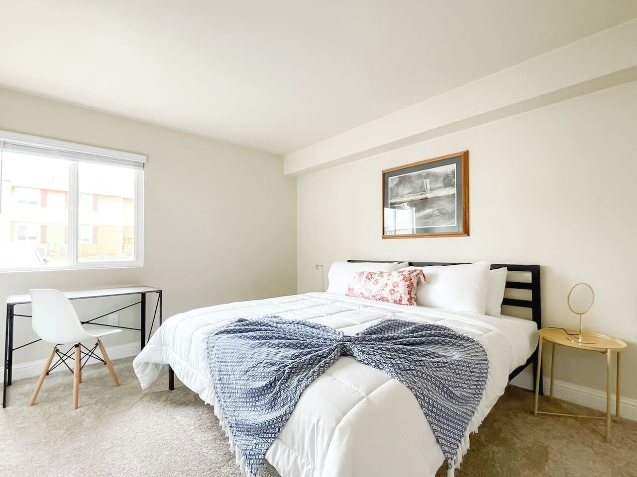 Schreibtisch, Bügeleisen/Bügelbrett, kostenloses WLAN, Bettwäsche