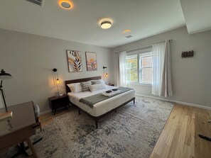 3 Schlafzimmer, Bügeleisen/Bügelbrett, WLAN, Bettwäsche