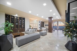 Interior - Luxury Ocean Front Modern Condo in Rosarito BC (Rosarito)