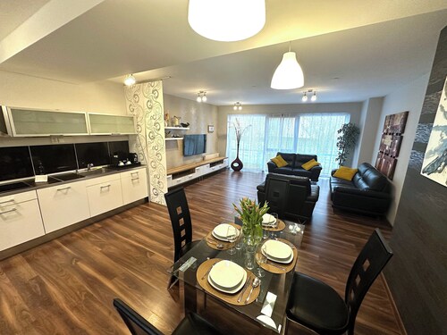 Charming 2-bedroom apartment with AC, WiFi in Nové Zámky