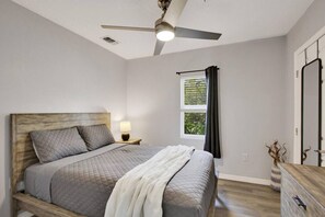 2 chambres, bureau, fer et planche à repasser, Wi-Fi