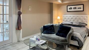 1 bedroom, desk, free WiFi