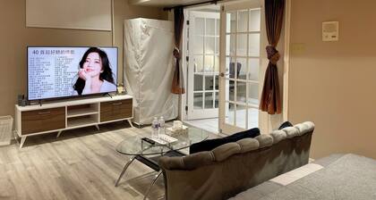 Tranquil Retreat: Cozy Independent Space Awaits You, North York