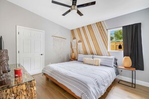 2 habitaciones, escritorio, tabla de planchar con plancha y wifi 