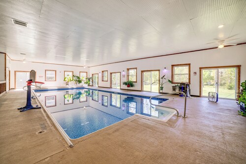 8-Acre Bridgman Oasis: Pool, Hot Tub & Game Room